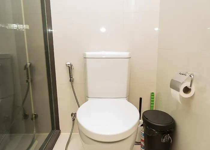 公寓 Rise Modern Lux 2br - 800m To Bts Thong Lo 曼谷