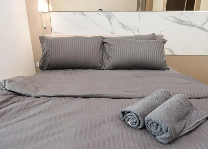 公寓 Rise Modern Lux 2br - 800m To Bts Thong Lo