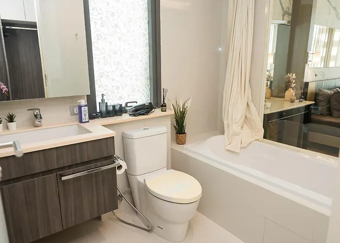 Rise Modern Lux 2br - 800m To Bts Thong Lo